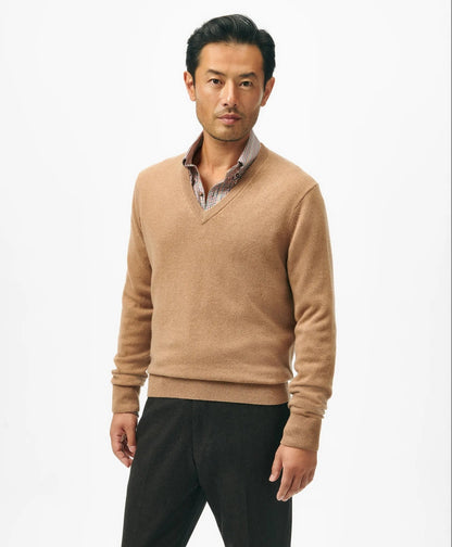 3-Ply Cashmere V-Neck Sweater | Brooks Brothers online - US 7937