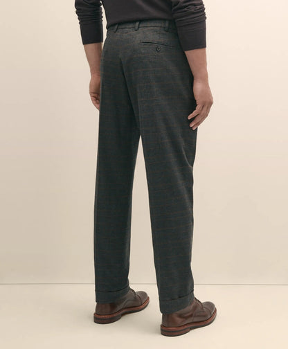 Cotton Pleated Side-Tab Chino | Brooks Brothers online shop