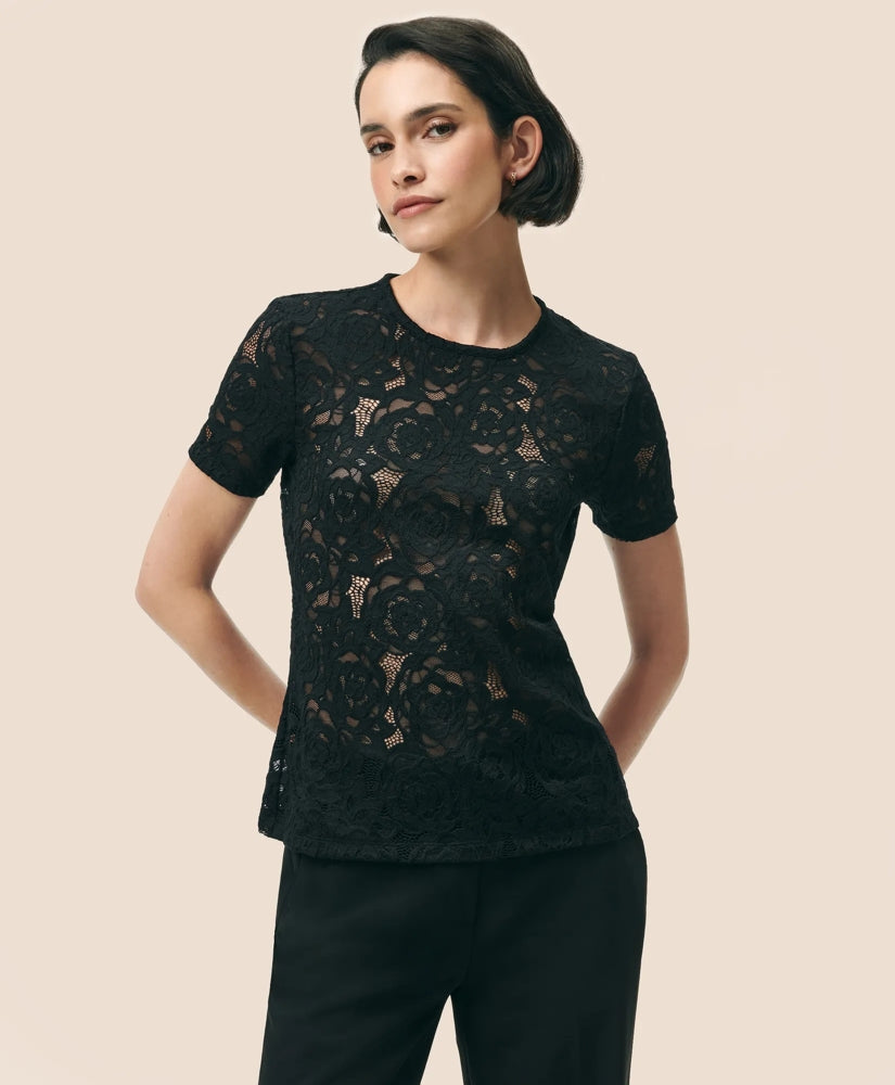 Semi-Sheer Short-Sleeve Top in Floral Lace | Brooks Brothers online shop - US 1024