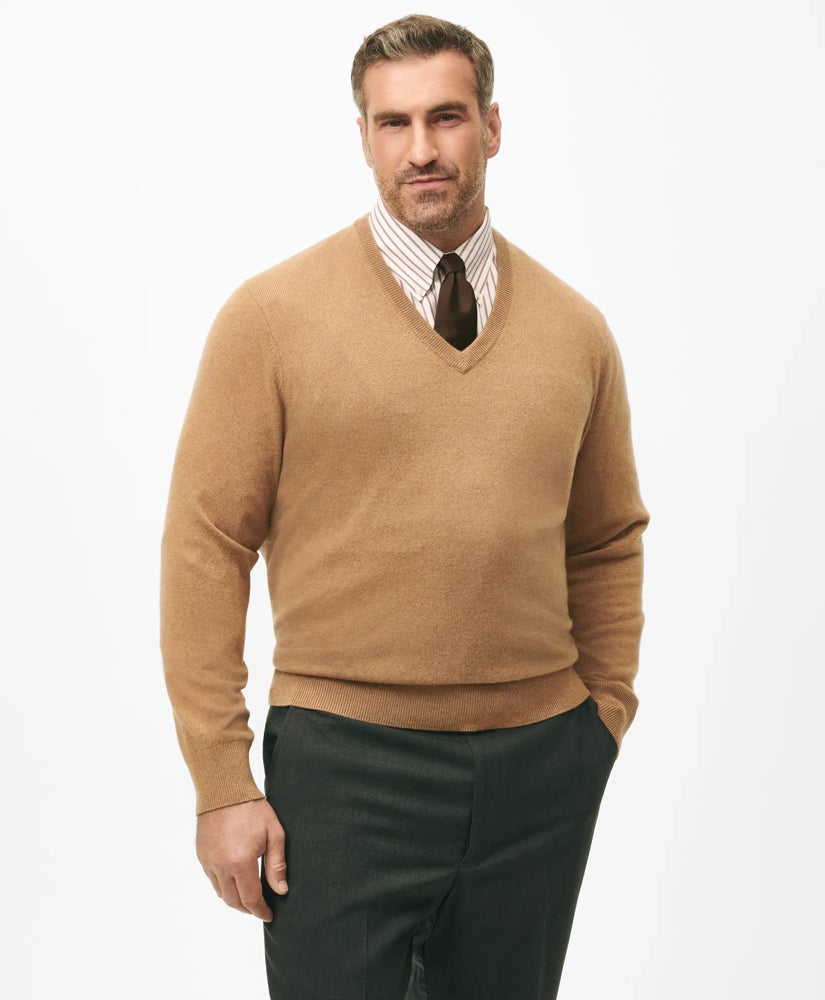 Big & Tall 3-Ply Cashmere V-Neck Sweater | Brooks Brothers on sale - US 2347