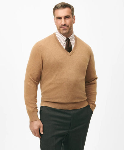 Big & Tall 3-Ply Cashmere V-Neck Sweater | Brooks Brothers on sale - US 2347