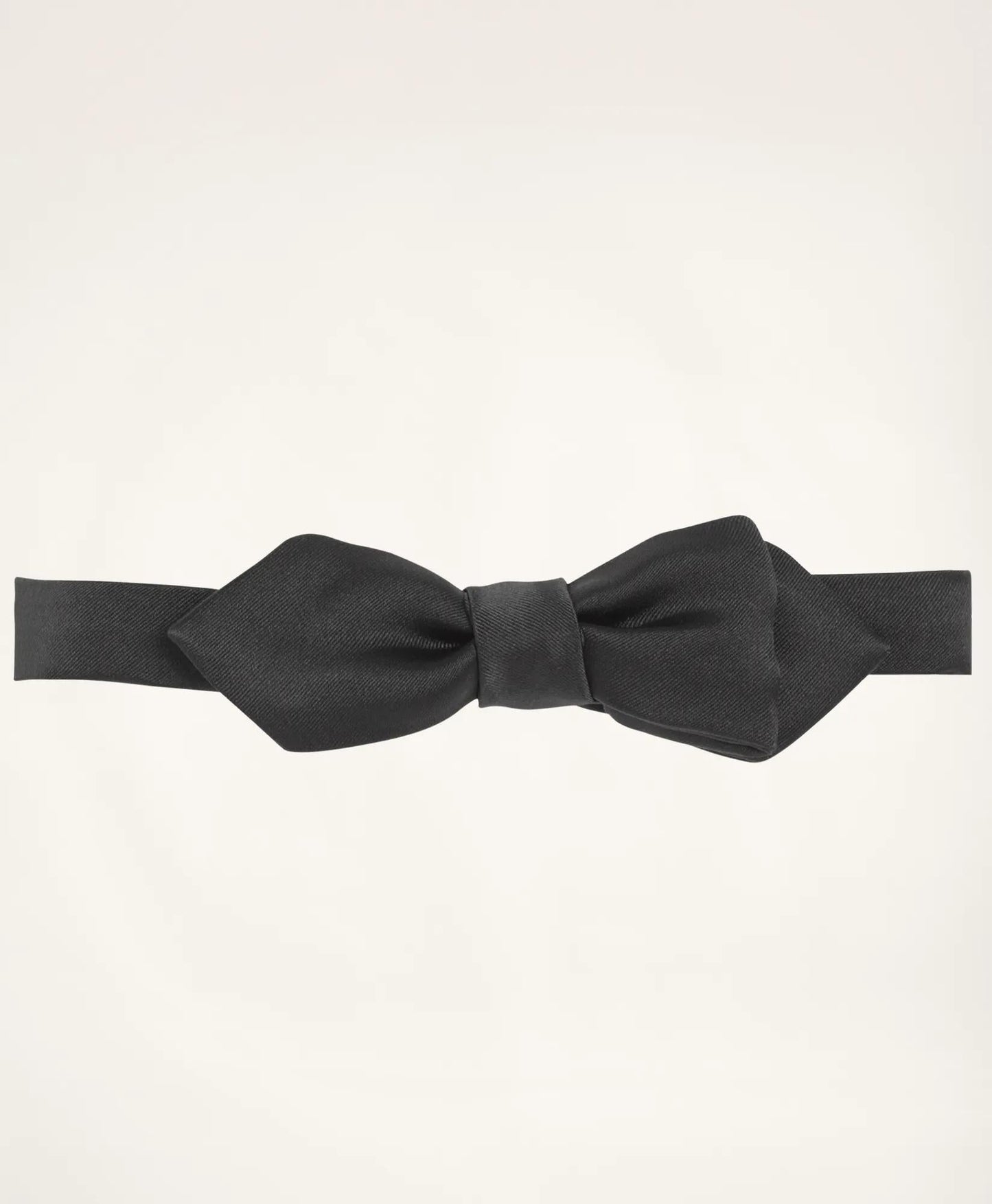 Formal Satin Pointed End Bow Tie | Brooks Brothers online